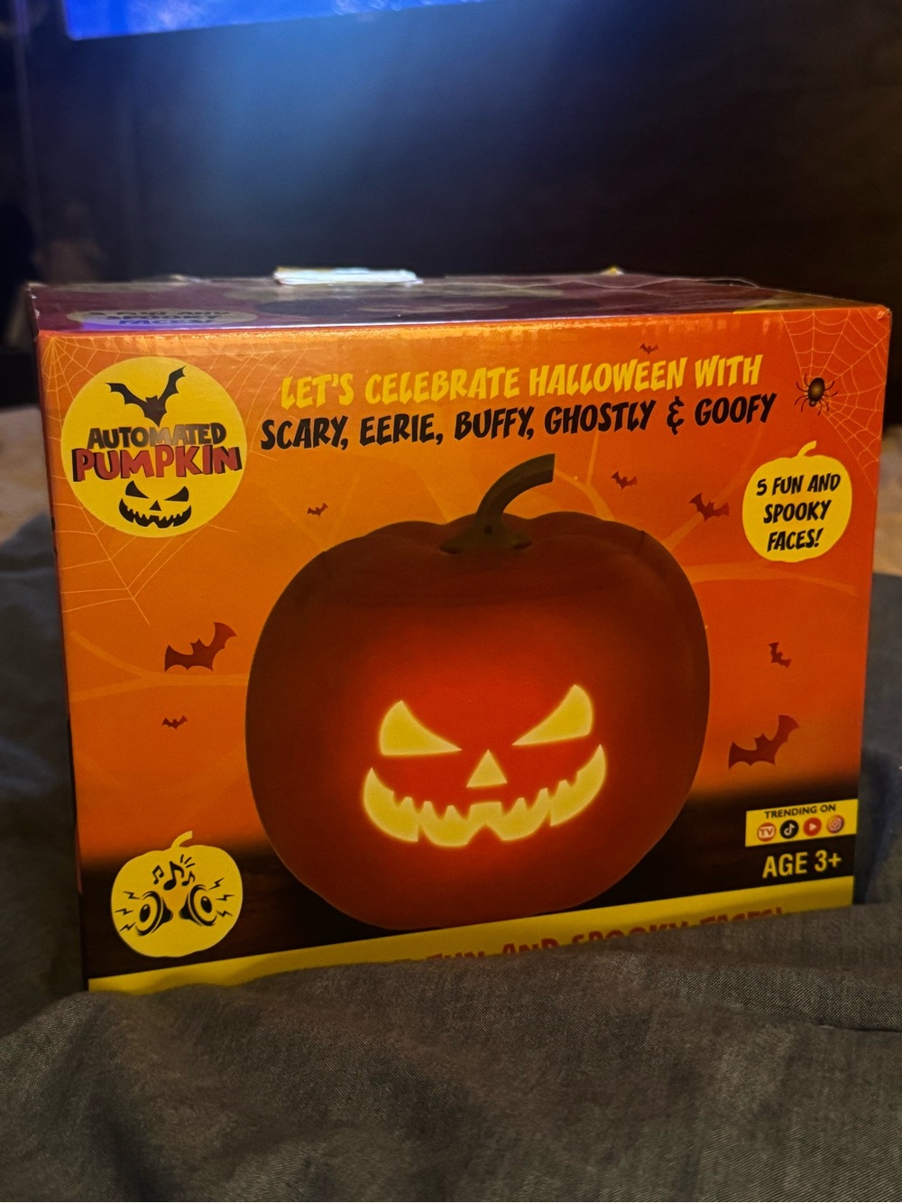 Automated Pumpkin Halloween Musical Decoration Jack-O’-Lantern NEW 5 Spooky face